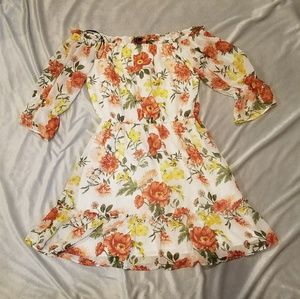 OFF THE SHOULDER FLORAL DRESS FOREVER 21
